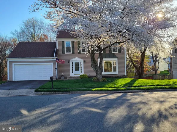 13223 Oak Farm Dr, Woodbridge, VA 22192
