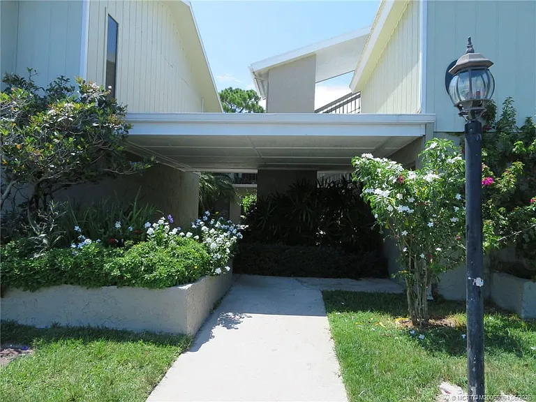 800 NW Fork Rd #6-4 — Photo 29