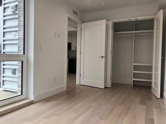 5th image of 1423 Broadway #81F