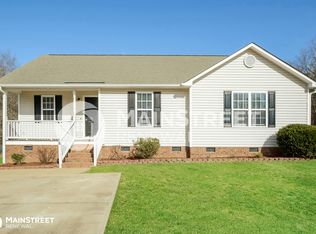 88 Chickadee Ct, Willow Spring, NC 27592