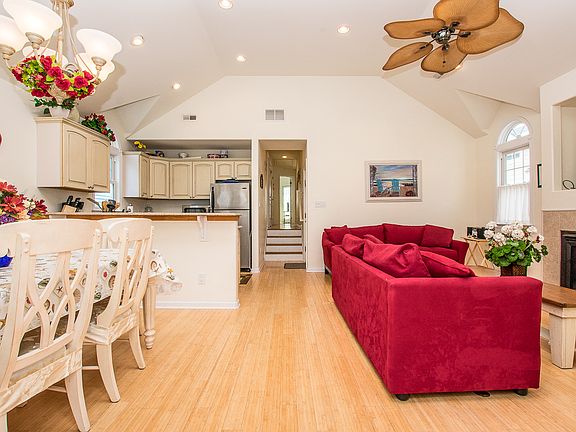5th image of 1407 West Ave #1407