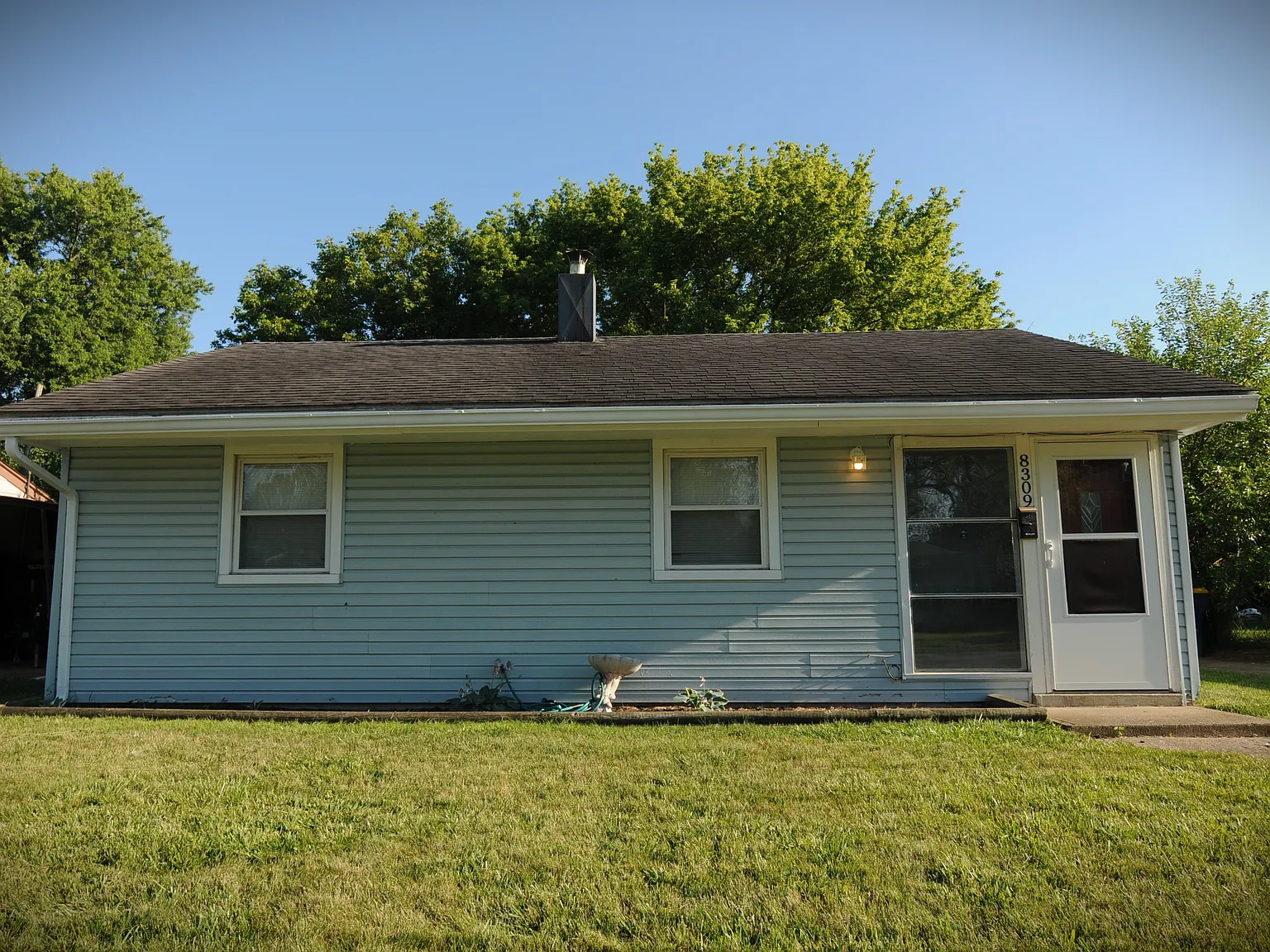 8309 Schoen Dr — Photo 1