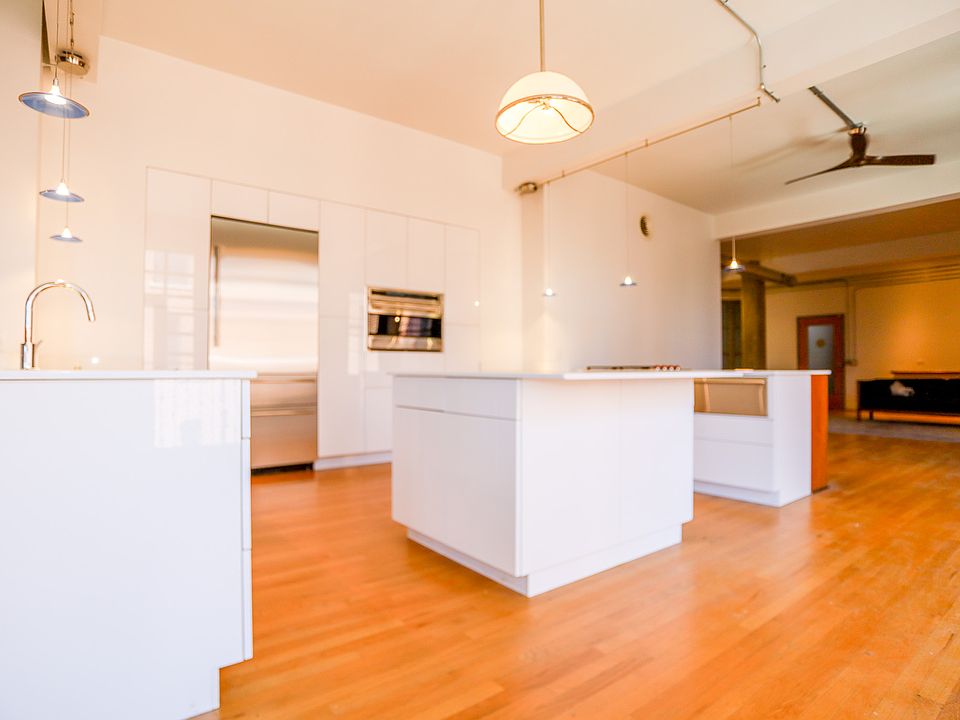 1st image of 4809 N Ravenswood #317