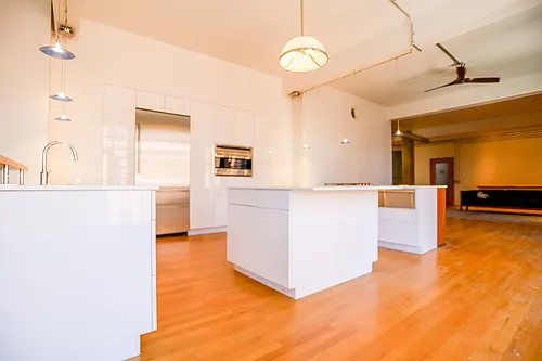 4809 N Ravenswood #317 Photo 1