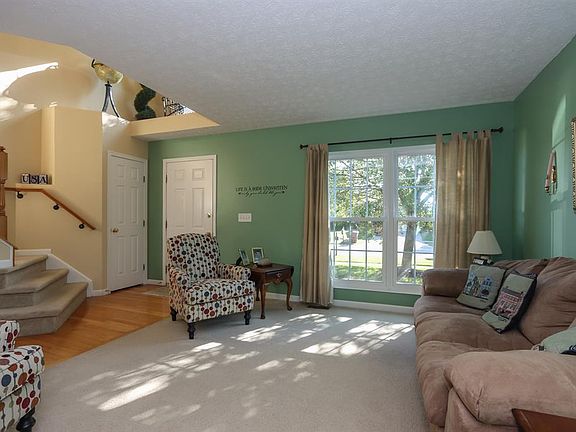 5th image of 7045 Ruwes Oak Dr