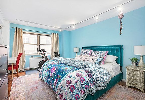 5th image of 211 E 53rd St APT 6K