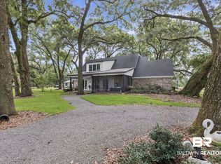 12190 Mandrell Ln, Fairhope, AL 36532