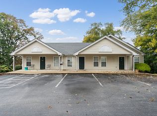 717 Ivy St APT 4, Waynesboro, VA 22980