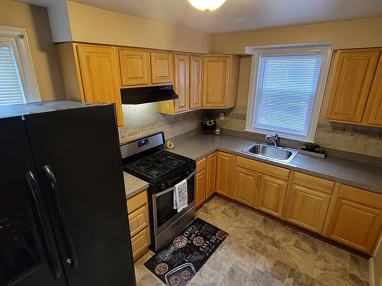 5112 Bingham St #2 — Photo 3
