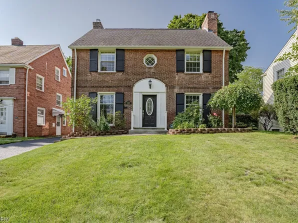 17020 Lomond Blvd, Shaker Heights, OH 44120