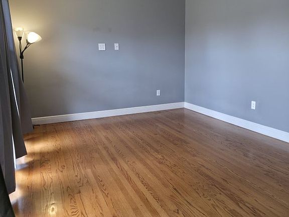 5th image of 531 Gilbert Ln