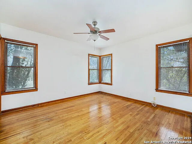 932 Toepperwein Rd — Photo 10