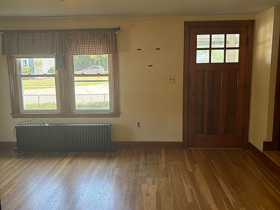 2nd image of 44 Dewey Street