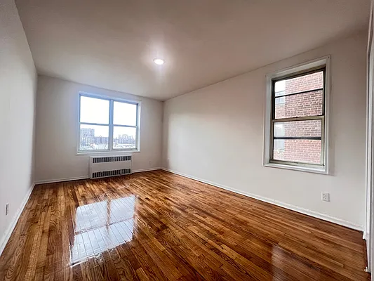 Rented by Queens Apartments Realty LLC | media 11