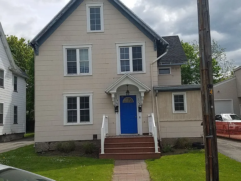 247 Meigs St — Photo 1