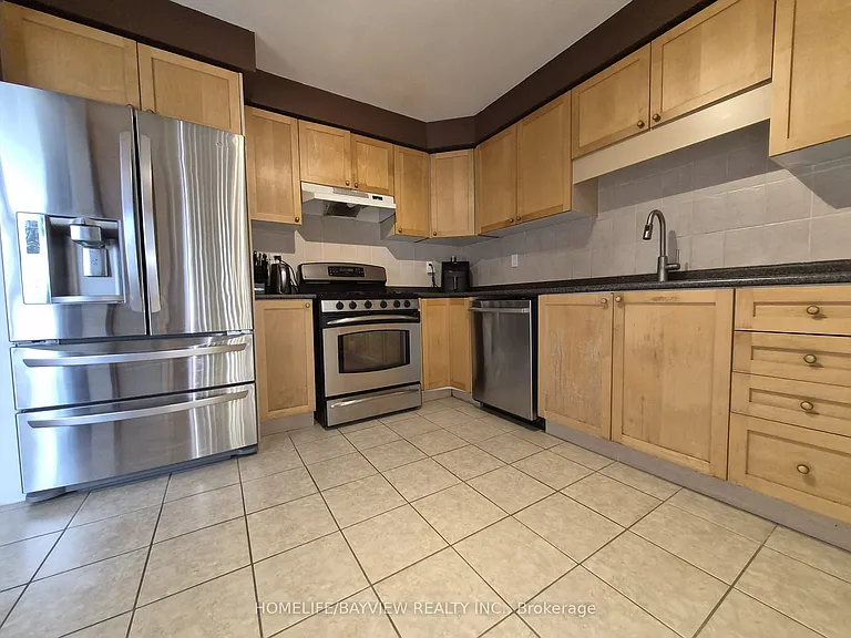 1000 Barclay Cir — Photo 8