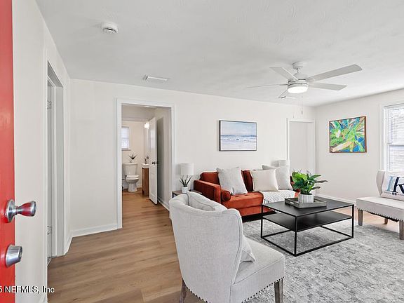 3rd image of 3036 DIGNAN Street