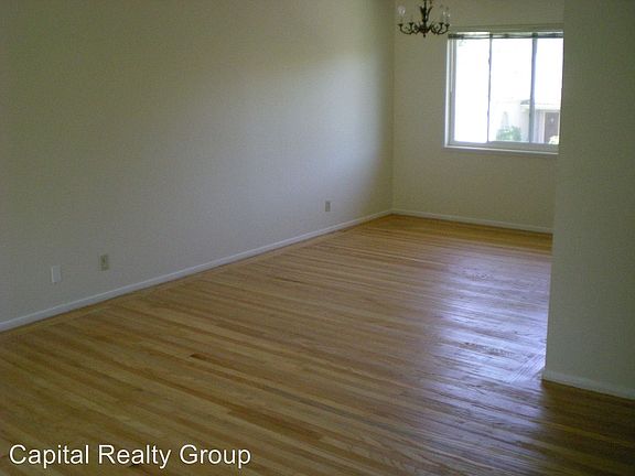 4th image of 233 Virginia Ave APT 01