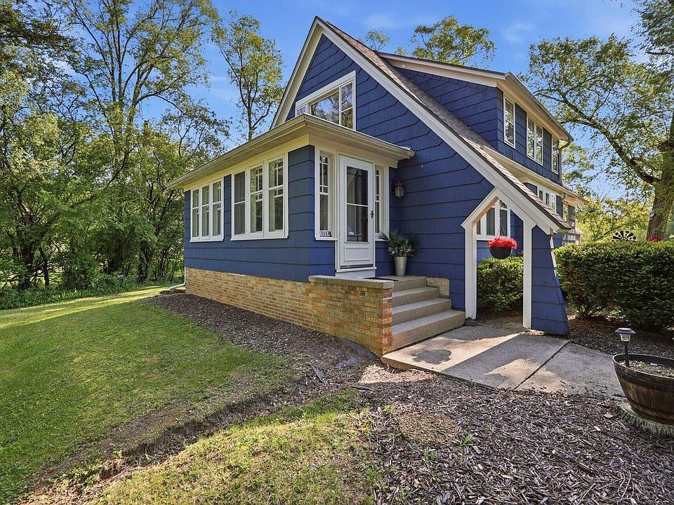 1st image of 10064 N Cedarburg ROAD