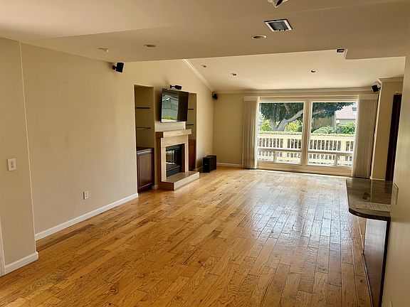 2nd image of 1821 Wilton Rd