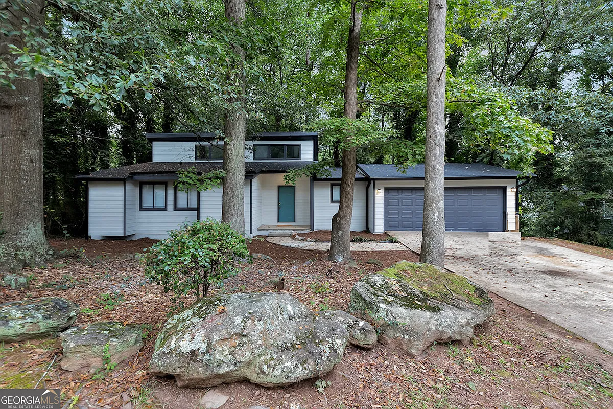 Building Photo - 85 Wilhelmina Dr