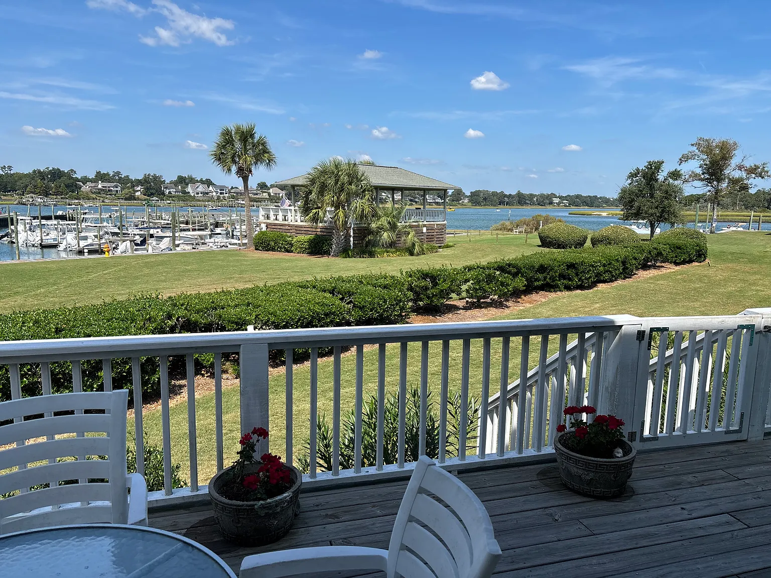 4 bed, 1434 sqft, $4,200 — Photo 1
