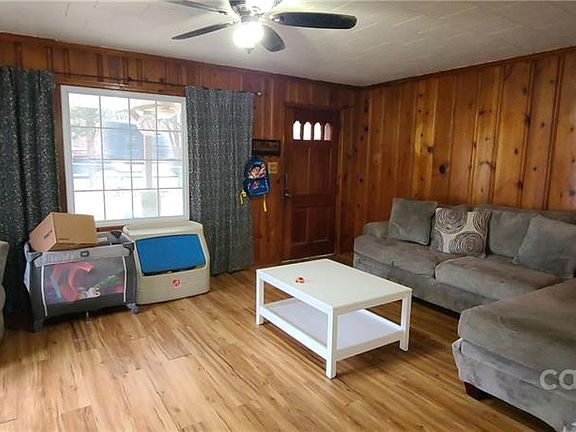 3rd image of 1106 State Highway 109 Hwy N