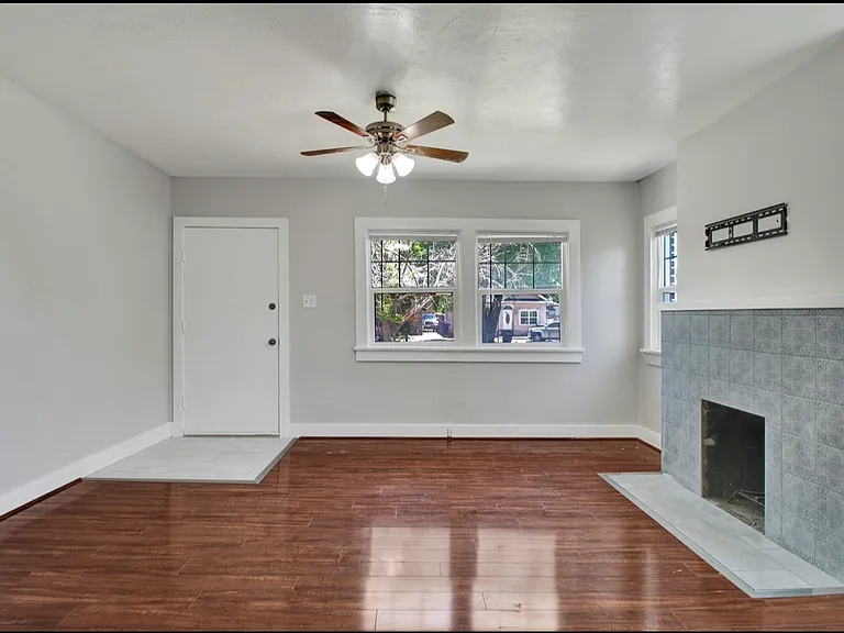 852 S Roberta St — Photo 6