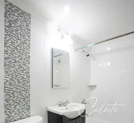 Rented by Sotheby's International Realty | media 14