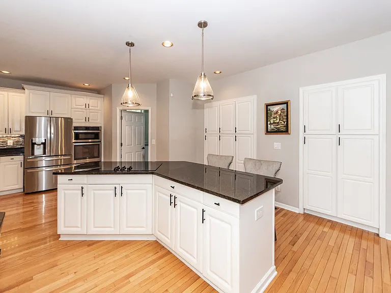 2105 Williams Veneer Ct — Photo 31
