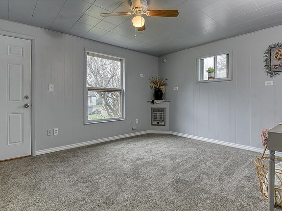 5th image of 4512 E 2nd Ave