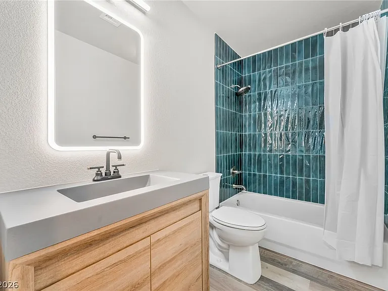 5121 Burr Oak Dr — Photo 17