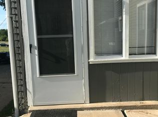 1728 Laramie St, Manhattan, KS 66502