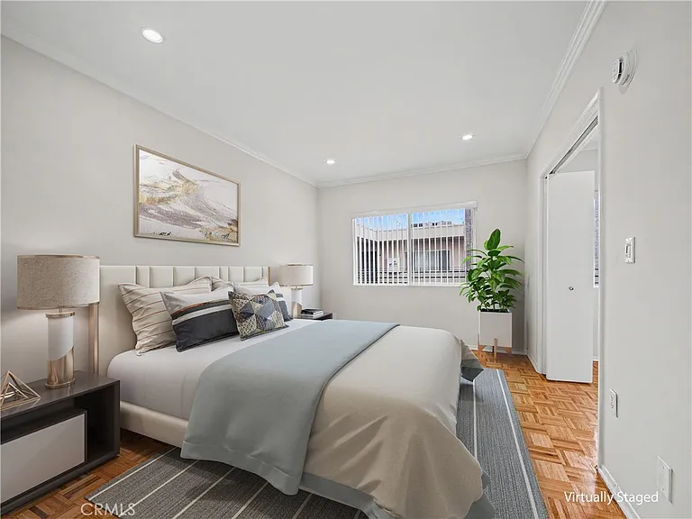 6342 Morse Ave — Photo 35