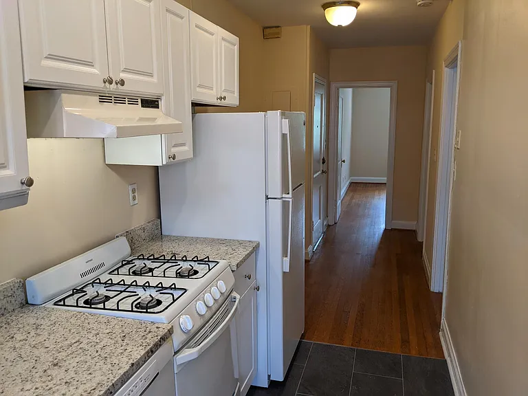 3931 W St NW #1 — Photo 50