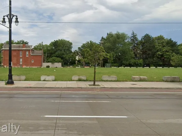 2844 Woodward Ave, Detroit, MI 48201