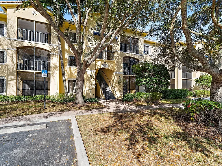2729 Anzio Ct #208 — Photo 12