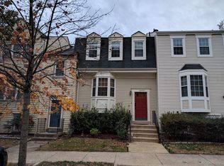 2388 Hunters Square Ct, Reston, VA 20191