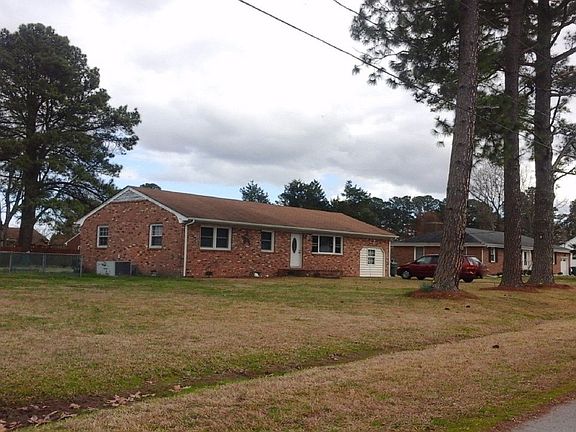 3rd image of 5912 Hazelcroft Dr