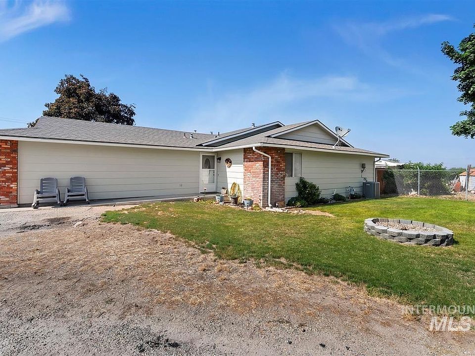 1st image of 10560 W Fox Ridge Dr