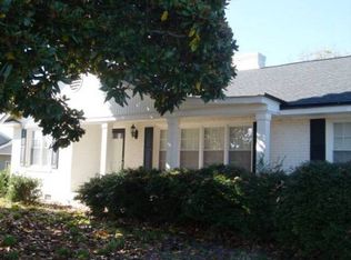 110 Summerlea Ln, Greer, SC 29651