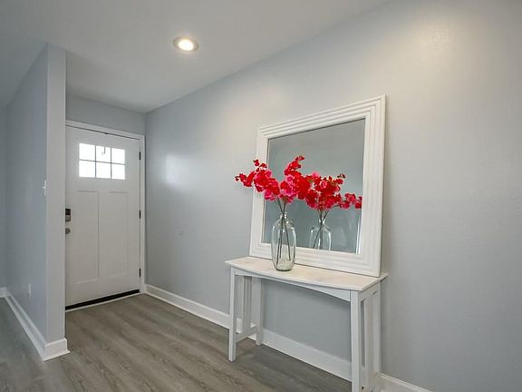 3rd image of 3849 Redbud Ln