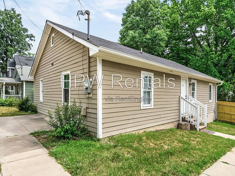 418 N Allen Rd