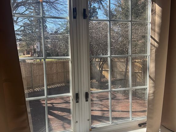 5th image of 800 Concord Ave APT B