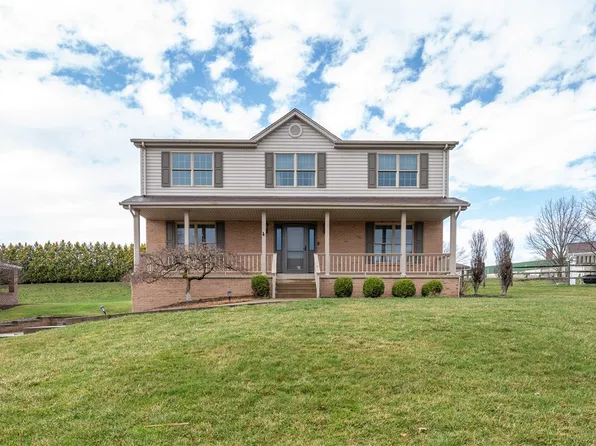 1032 Calmar Dr, Jeannette, PA 15644
