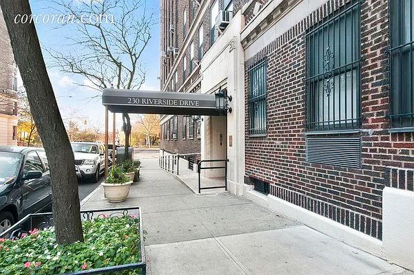 Rented by Corcoran | media 8