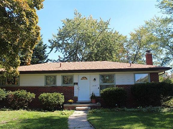 2nd image of 1441 Granada Ave