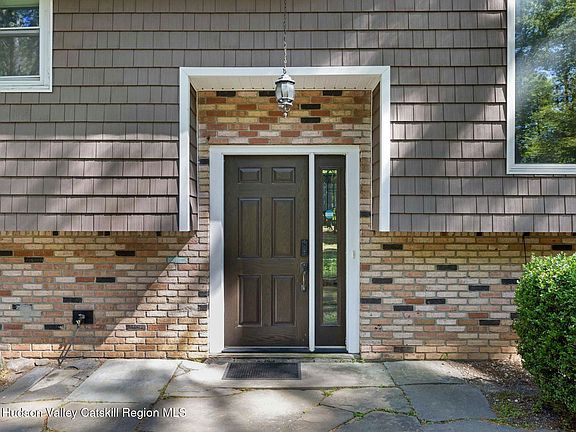 2nd image of 72 Van Dale Road