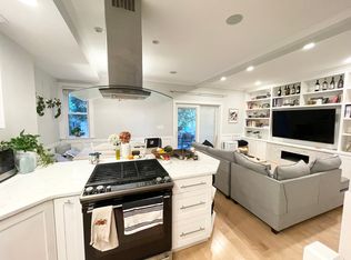 108 Buttonwood St #1L, Dorchester, MA 02125