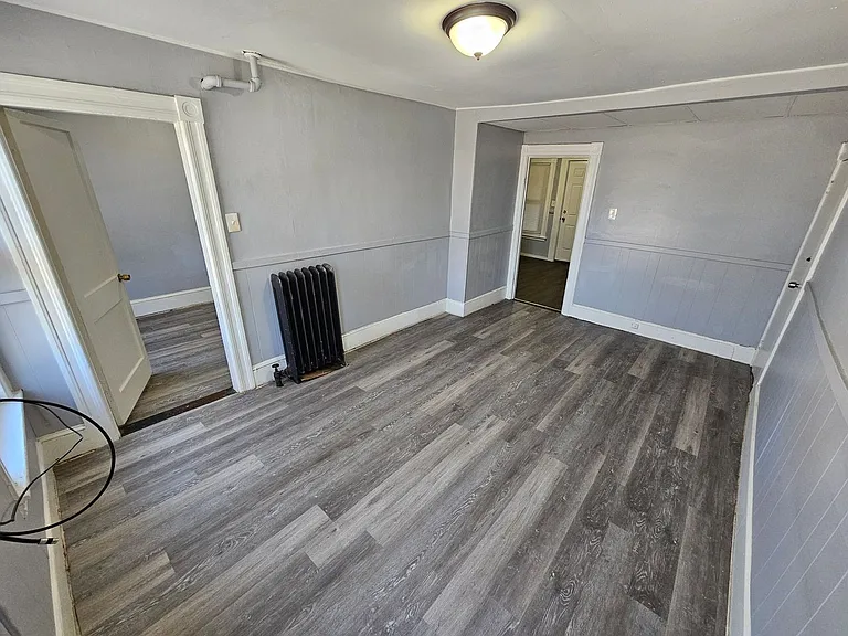 1297 Elm St #17 — Photo 5